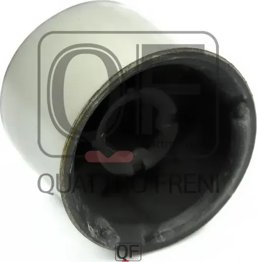 Сайлентблок задний переднего рычага (Quattro Freni). Артикул qf30d00127