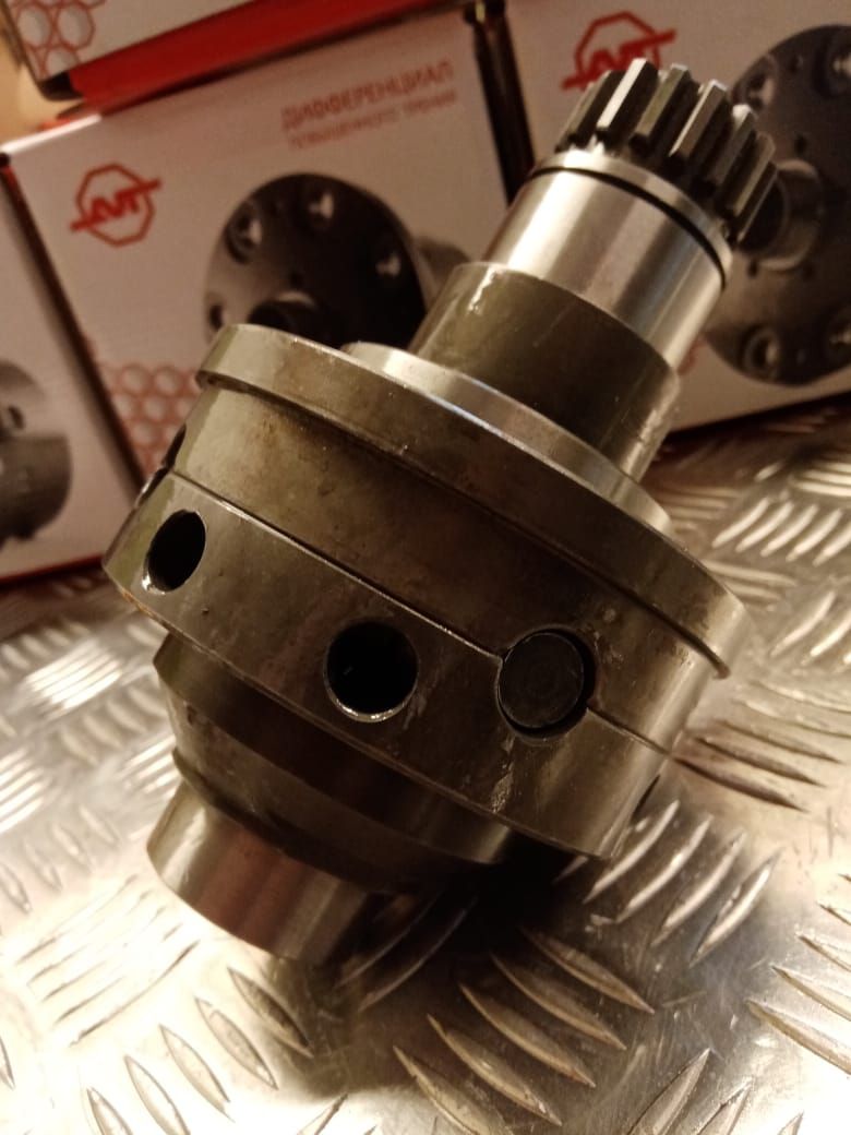 Дифференциал AVT 4-х сателлитный раздаточной коробки 22 шлица для ВАЗ 2131 Нива 4х4 1993-2026. Артикул RK 4-SAT-22