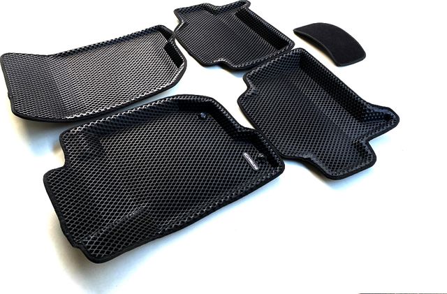 Коврики Euromat 3D EVA для салона Mitsubishi Pajero Sport II 2008-2016. Артикул EM3DEVA-003612