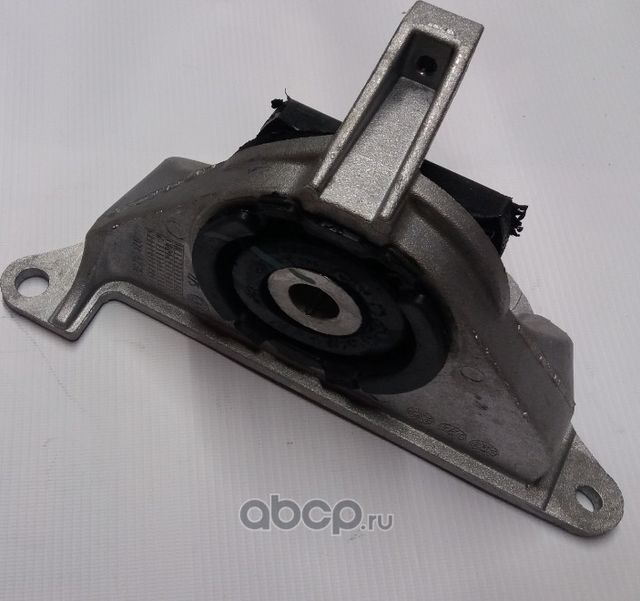 Опора двигателя Magneti Marelli передняя левая для Fiat Idea 2004-2016. Артикул 030607010012