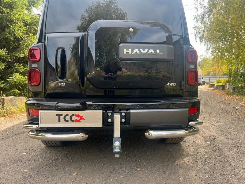 Фаркоп ТСС оцинкованный под американский квадрат для Haval H9 II 2024-2026 (нерж. шар) с накладкой с надписью Haval. Артикул TCU00432N