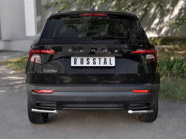 Защита RusStal заднего бампера уголки d42 (секции) для Skoda Karoq 2020-2026. Артикул SKKZ-003448