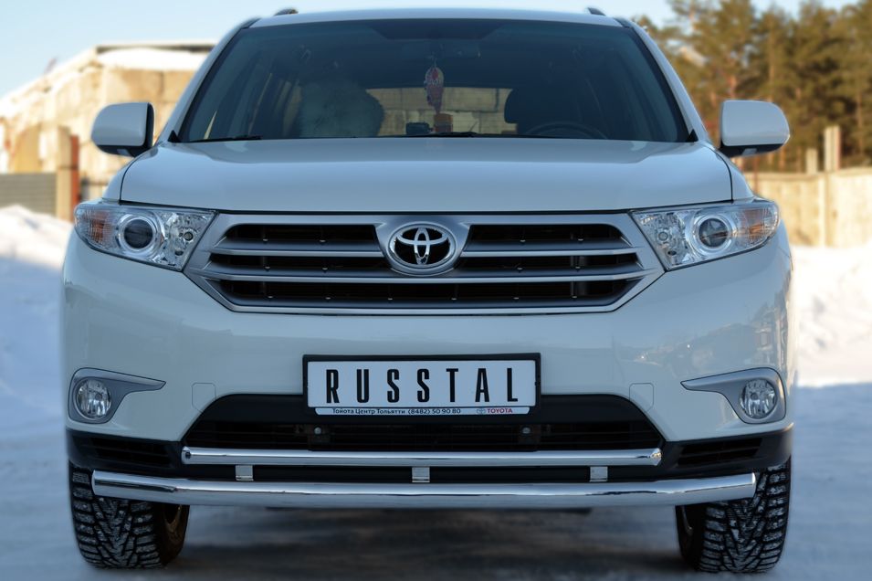 Защита RusStal переднего бампера d63 (секции) d42 (дуга) для Toyota Highlander II 2010-2014. Артикул THZ-001254