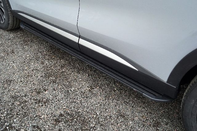 Пороги алюминиевые ТСС Slim Line Black 1820 мм для Exeed RX 2.0L 4WD 2023-2026. Артикул EXEEDRX23-05B