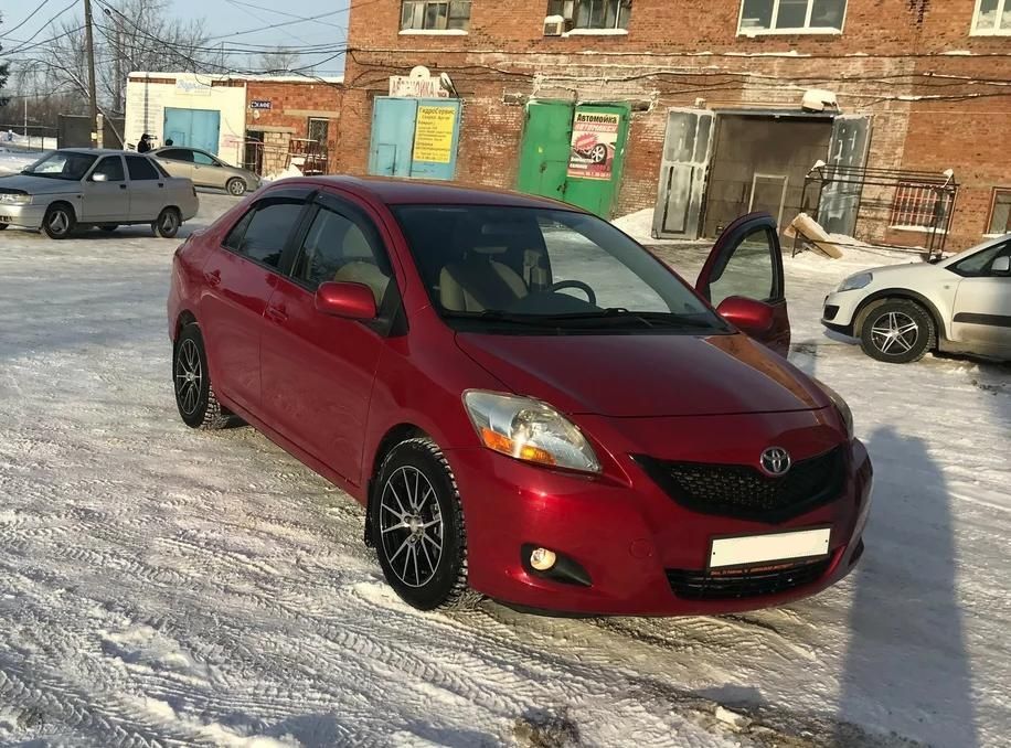 Дефлекторы Cobra Tuning для окон Toyota Yaris P2 седан 2005-2011. Артикул T28005