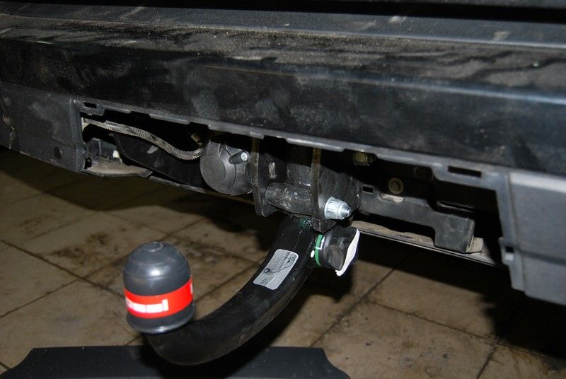 Фаркоп Oris (ранее Bosal) для Land Rover Range Rover IV 2012-2026. Артикул 7355-AK41