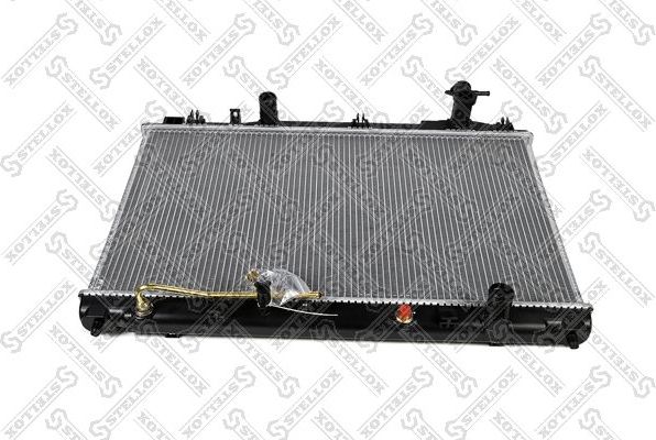 Радиатор охлаждения двигателя Stellox. Артикул 10-26795-SX