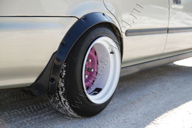 Фендера Русская Артель универсальные с выносом 50 мм (Шагрень). Артикул FEU-009202