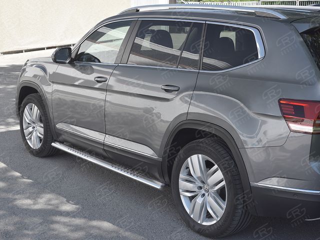 Защита порогов RusStal труба 120х60 овал с проступью для Volkswagen Teramont 2017-2026. Артикул VTMO-002991