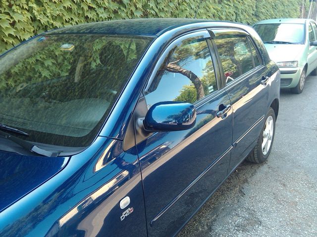 Дефлекторы Cobra Tuning для окон Toyota Corolla E120 хэтчбек 2001-2006. Артикул T20901