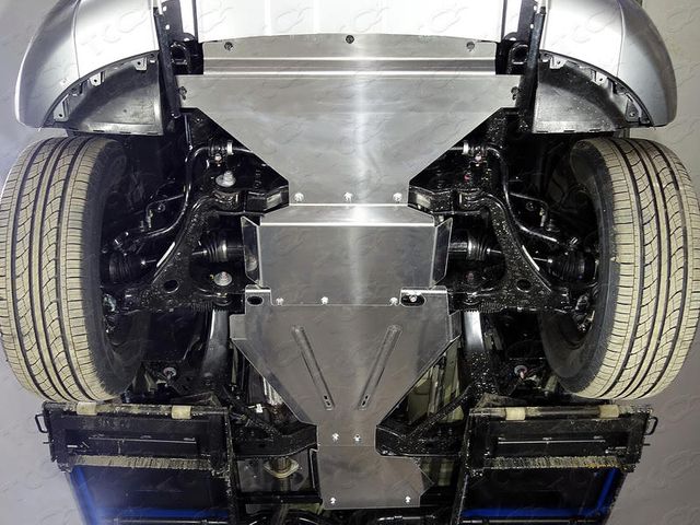 Защита алюминиевая ТСС (4 мм) для картера, радиатора, КПП и РК Kia Mohave 2008-2020. Артикул ZKTCC00304K