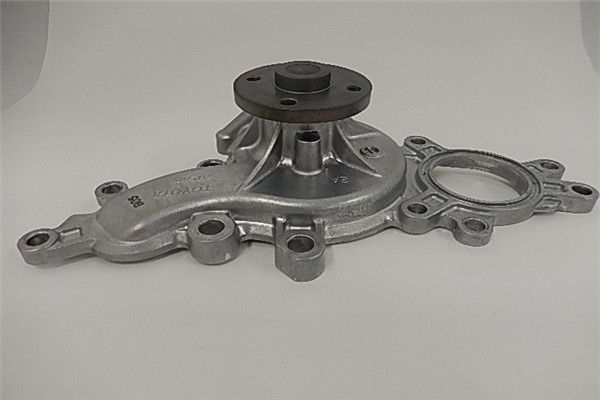 Помпа (водяной насос) GMB для Lexus RC I 2014-2026. Артикул GWT-156AM