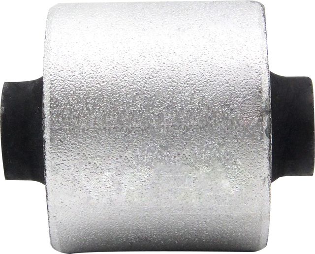 Сайлентблок переднего рычага подвески CTR. Артикул GV0813