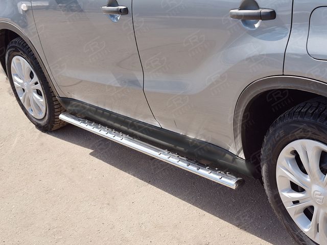 Защита порогов RusStal труба 75х42 овал с проступью для Suzuk Vitara IV 2015-2026. Артикул SVO-002641