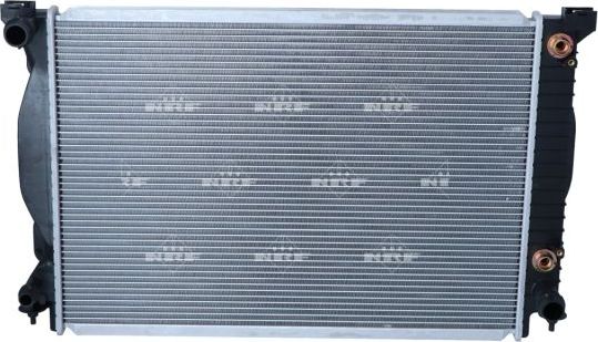 Радиатор охлаждения двигателя NRF для Audi A4 III (B7) 2002-2009. Артикул 53190