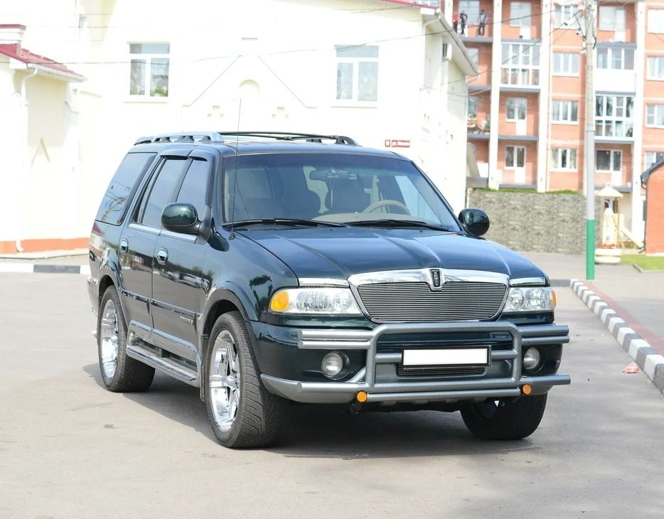 Дефлекторы Cobra Tuning для окон Lincoln Navigator I 1997-2003. Артикул L50397