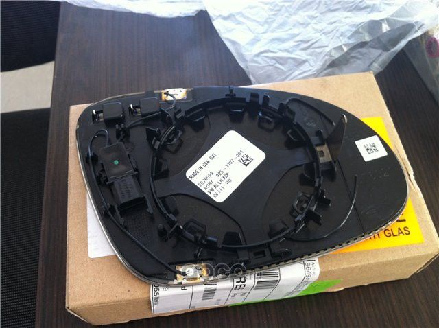 Зеркало боковое VAG. Артикул 5E0857521