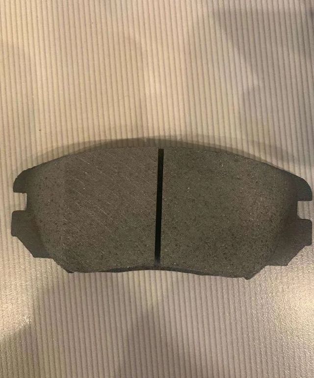 Тормозные колодки Sangsin Hi-Q передние для Saab 9-5 II 2010-2012. Артикул SP1402