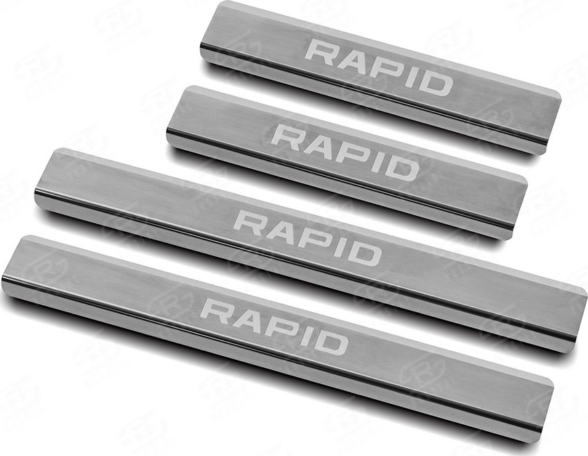 Накладки RusStal на пороги (лист нерж. шлифованный, надпись) для Skoda Rapid I 2012-2020. Артикул SKRAP12-03