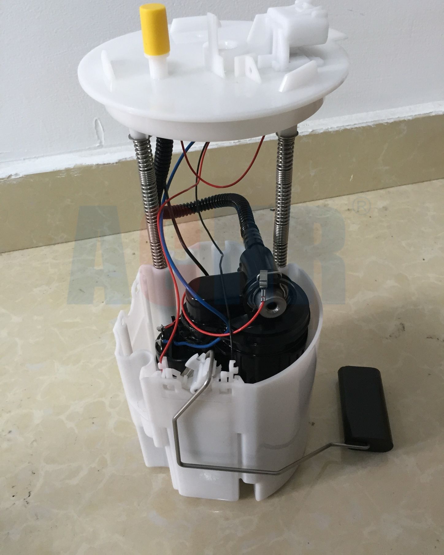 ТОПЛИВНЫЙ БЕНЗОНАСОС В СБОРЕ ASTRA J 1.4-1.6 3 BAR, >=140 L/H (Achr). Артикул EFM1291403