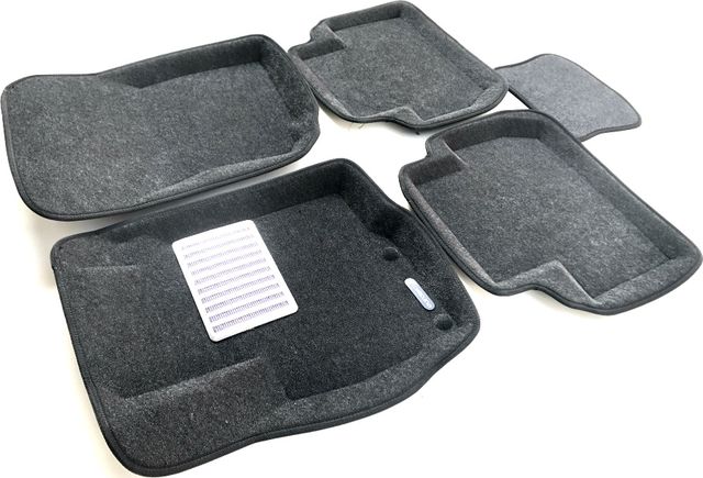 Коврики текстильные Euromat 3D Lux для салона Citroen C-Crosser 2007-2013 Темно-серые. Артикул EM3D-003609G