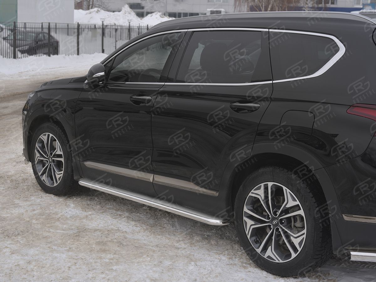 Защита порогов RusStal труба d42 с листом (лист нерж, проф. нерж) (вариант 3) для Hyundai Santa Fe IV 2018-2026. Артикул HSFL-0031723