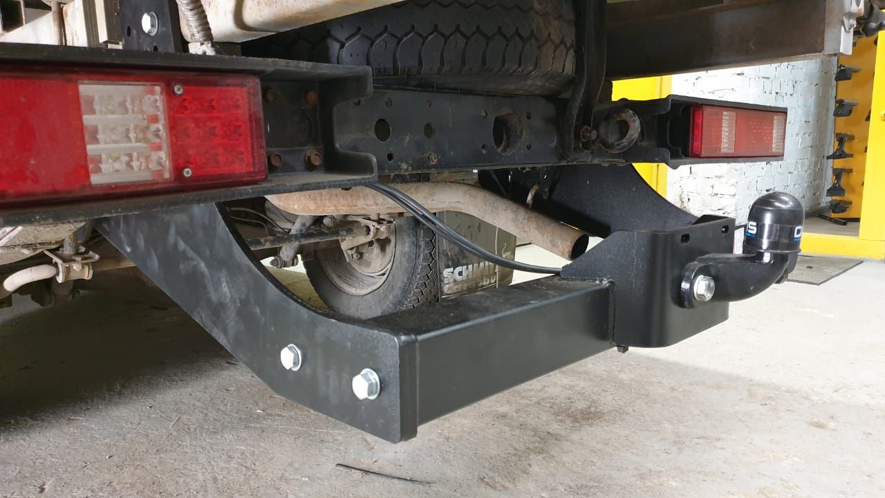 Фаркоп Oris (ранее Bosal) для ГАЗ Газель 3302 (глушитель в бок) 1995-2026. Фланцевое крепление. Артикул 5602-F