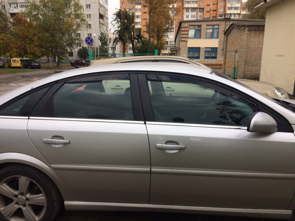 Дефлекторы Heko для окон Opel Vectra C xэтчбек 2002-2008. Артикул 25368