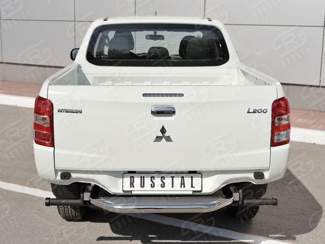 Защита РусCталь заднего бампера Ф63 с листом (Лист нерж, проф. нерж)(вариант 3) для Mitsubishi L200 V 2015-2019. Артикул ML2Z-0022533