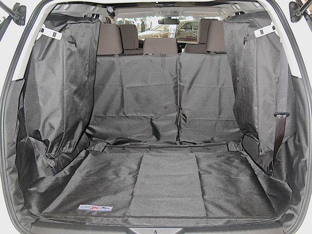 Защитный чехол AUTOSMSTUDIO "Maxi" в багажник автомобиля для Toyota Fortuner 2017-2026, черный. Артикул TP-FRT(7)-MAXI-BL