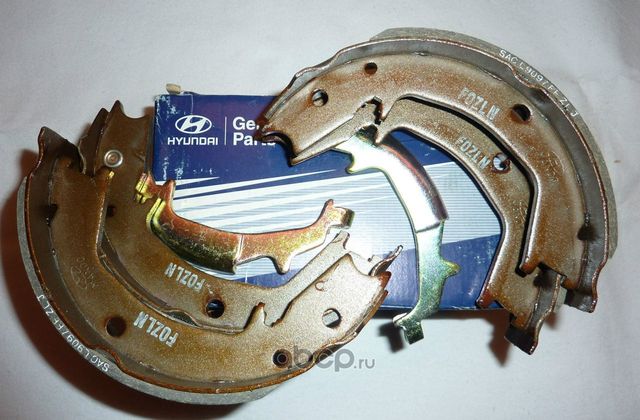 Тормозные колодки Hyundai / KIA. Артикул 583502EA10