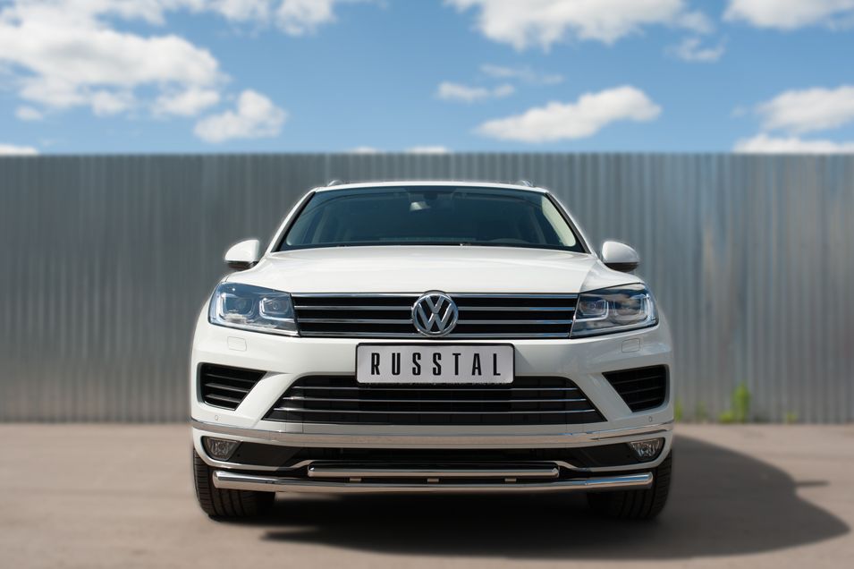 Защита RusStal переднего бампера d63 (секции) d42 (дуга) для Volkswagen Touareg II рестайлинг 2014-2018. Артикул VWTZ-002124