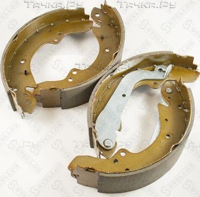 Тормозные колодки Stellox задние для Renault Master I 1980-1998. Артикул 067 101-SX
