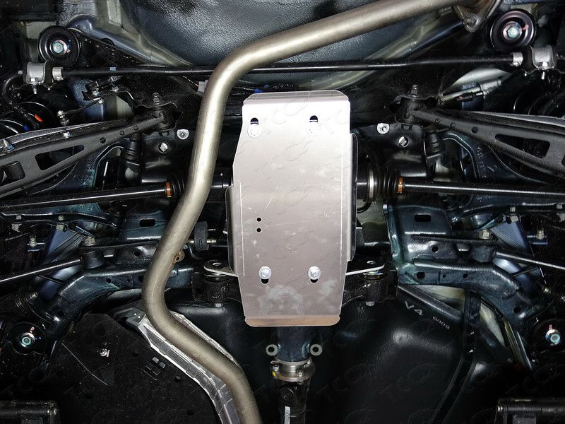 Защита алюминиевая ТСС (4 мм) для дифференциала Subaru Forester IV SJ (в т.ч. Turbo) 2012-2018. Артикул ZKTCC00022