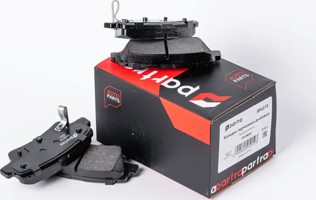 Колодки тормозные дисковые | перед прав/лев | (Partra) Partra. Артикул BP6078