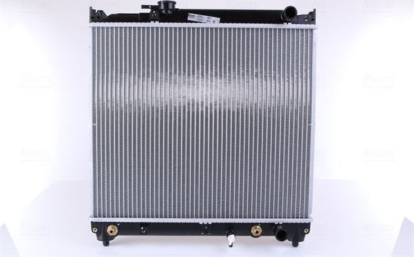 Радиатор охлаждения двигателя Nissens. Артикул 64155