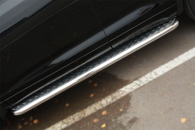 Защита порогов RusStal труба d63 с листом для Toyota Highlander III 2014-2026. Артикул THRL-001921