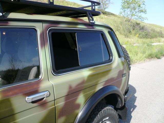 Окно салона раздвижное левое ВАЗ Нива 2121. Артикул ОРЛ Нива