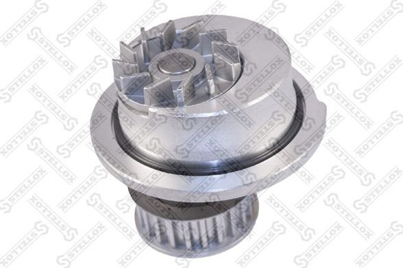 Помпа (водяной насос) Stellox для Opel Astra F 1994-2005. Артикул 4511-0022-SX
