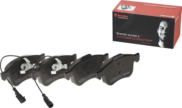 Тормозные колодки Brembo передние для Alfa Romeo Spider III 2006-2011. Артикул P 23 103