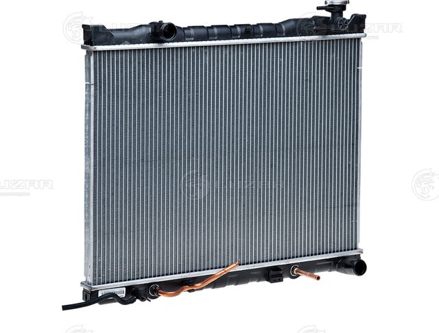 Радиатор охлаждения двигателя Luzar для Kia Sorento I 2002-2011. Артикул LRc 081E3