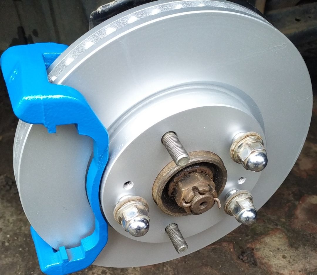 Тормозной диск Zimmermann Coat Z. Артикул 380.2170.20