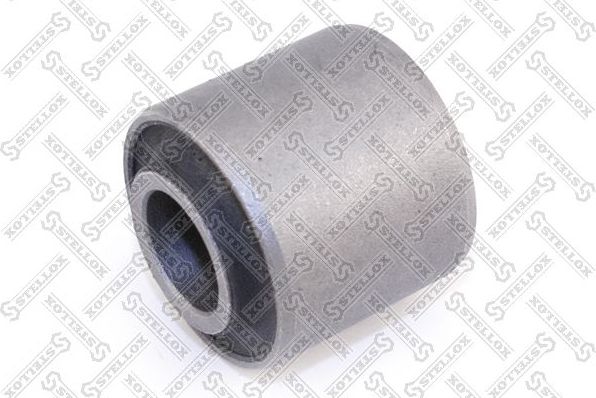 Сайлентблок переднего рычага подвески Stellox. Артикул 87-71044-SX