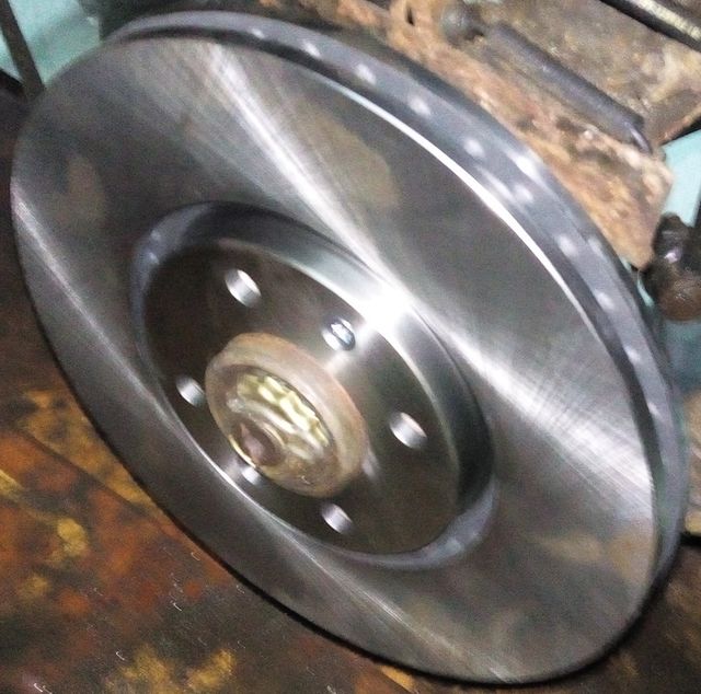 Тормозной диск RoadHouse передний для Citroen C5 I 2001-2008. Артикул 6587.10