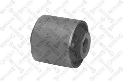 Сайлентблок переднего рычага подвески Stellox передний правый/левый нижний внешний для Infiniti G III 2002-2007. Артикул 77-00264-SX