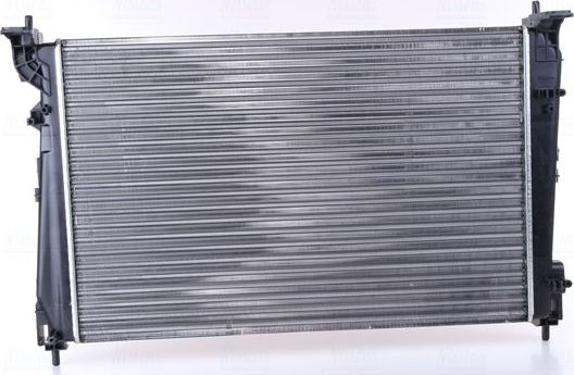 Радиатор охлаждения двигателя Nissens. Артикул 61916