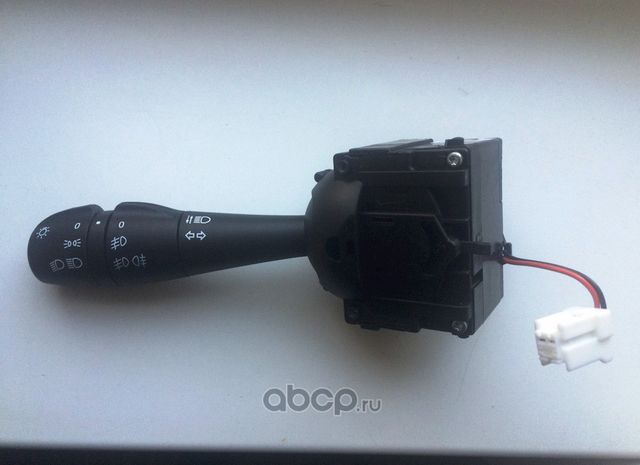 Подрулевой переключатель Renault. Артикул 8201167981