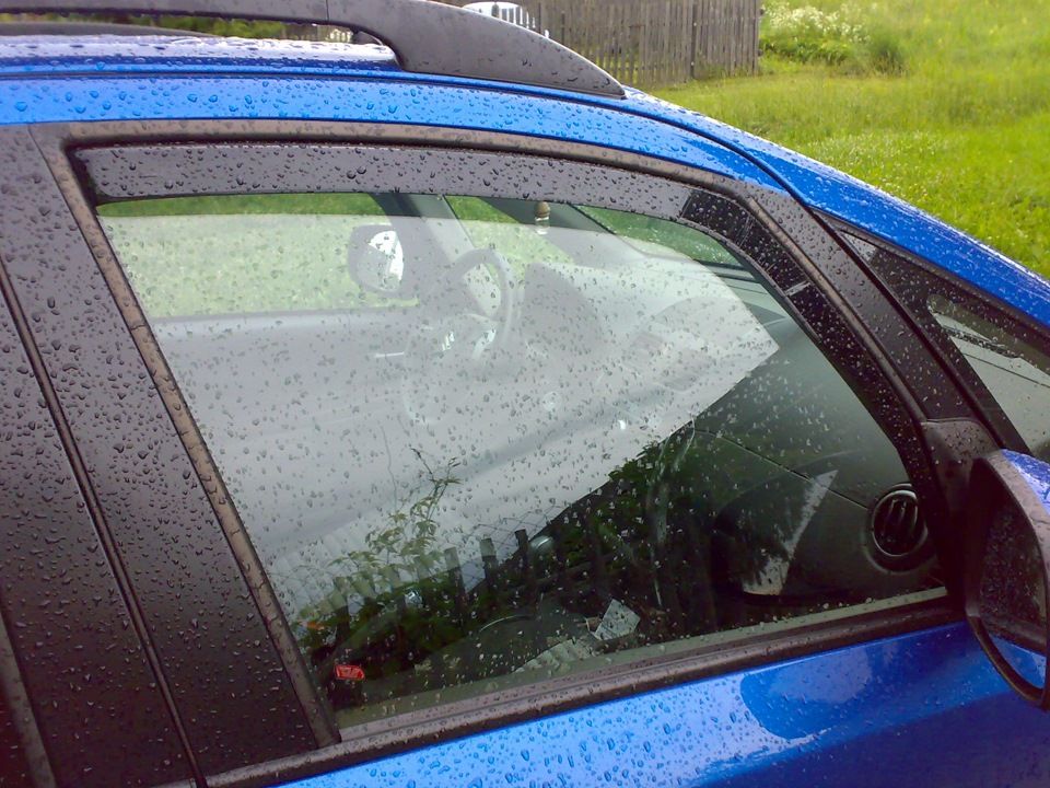 Дефлекторы Heko для окон Suzuki SX4 I седан 2007-2013. Артикул 28633