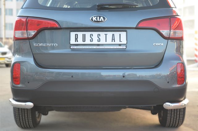 Защита RusStal заднего бампера (уголки d63 мм) для Kia Sorento II рестайлинг 2012-2026. Артикул KIZ-001273