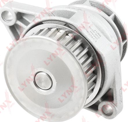 Помпа (водяной насос) LYNXauto для Volkswagen Caddy II 1995-2004. Артикул CW-0030
